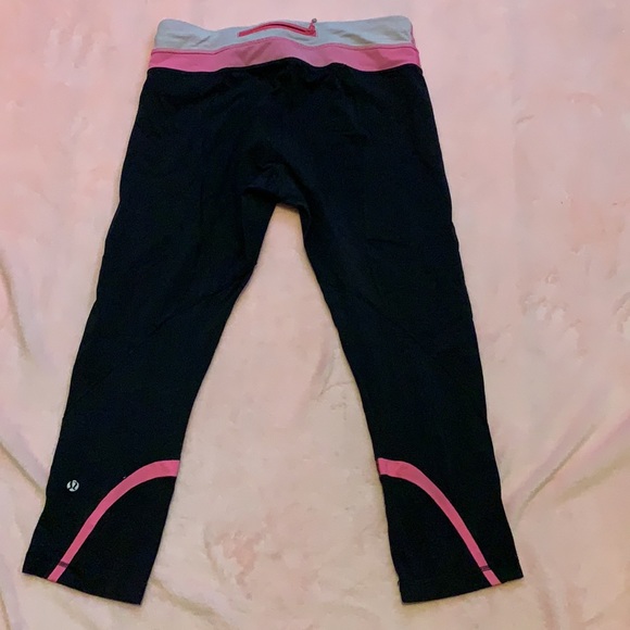 Lululemon capris - Picture 2 of 3